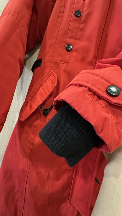 Пуховик женский, Canada Goose оригинал