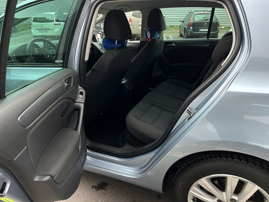 VOLKSWAGEN Golf 2012 — imagine 4
