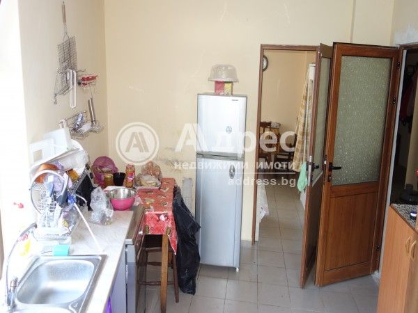 Продава се  в Разград, Център -  кв.м за 0 €/ - Снимка #3