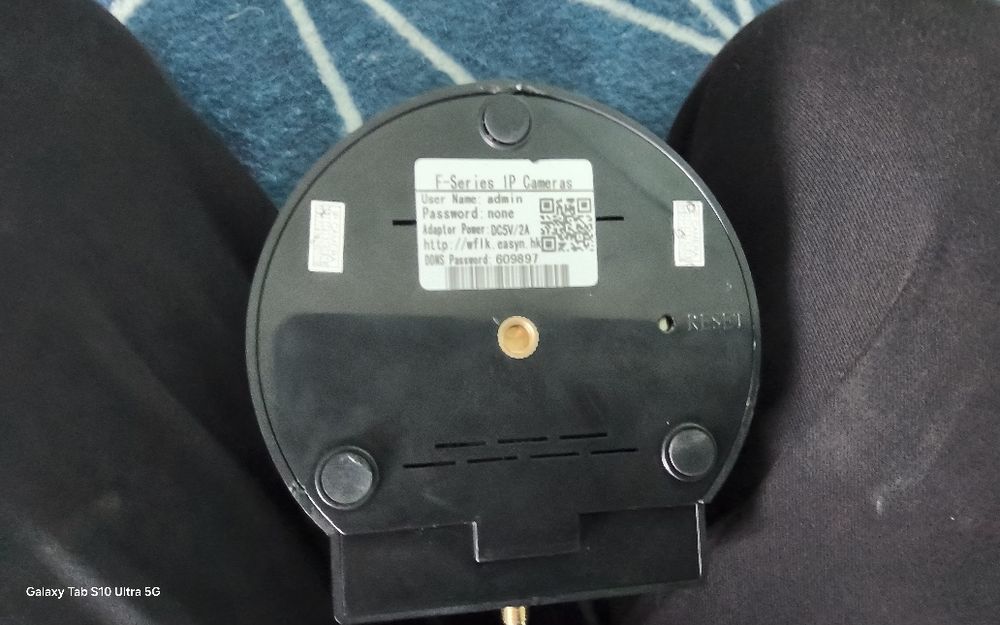 Camera video rotativă EasyN model F-M136