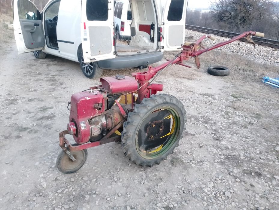 Мотоблок без инвентар