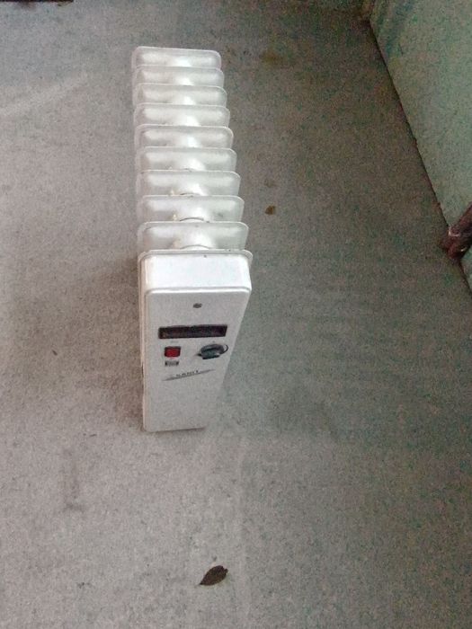 Radiator, calorifer cu ulei electric