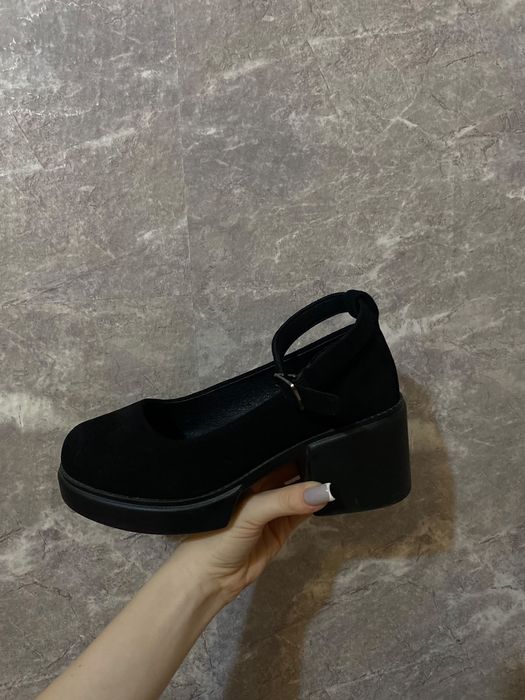 Продам туфли женские
