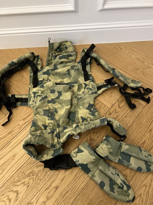 Marsupiu Isara The one wolf family