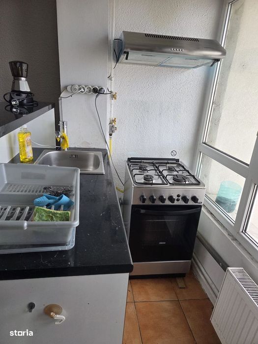 Garsonieră luminoasă cu vedere panoramică – lângă tramvai 41 Turda