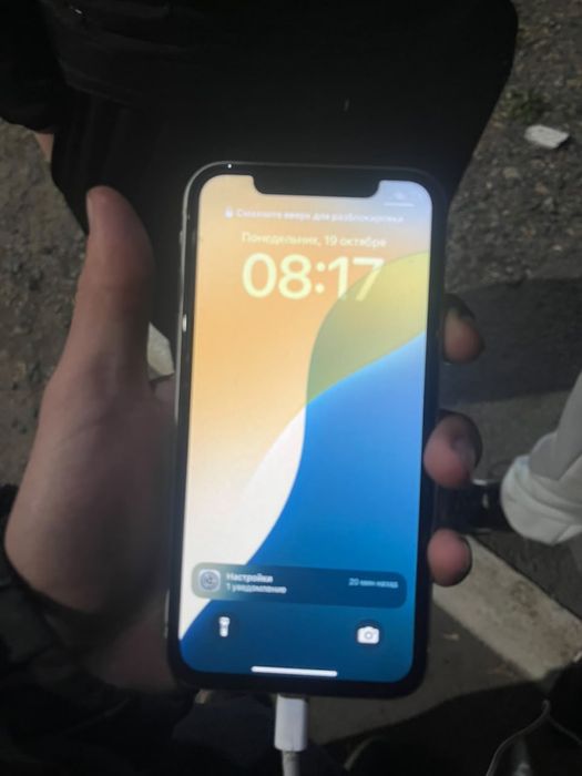 СРОЧНО продам айфон 11