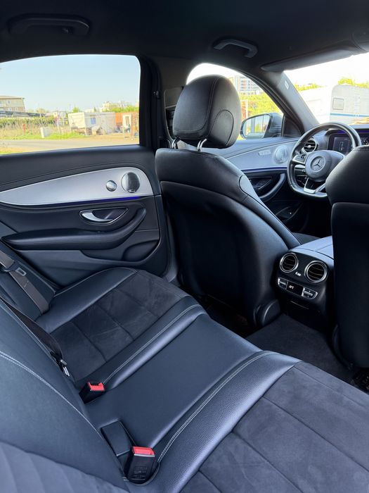 Mercedes-Benz E 400 4MATIC AMG | 333 CP | AIRMATIC | FULL Istoric |