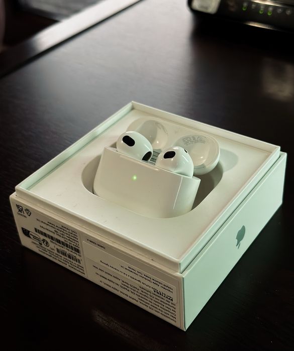 Слушалки Airpods Gen 3