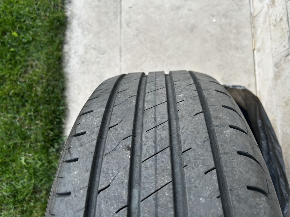 Anvelope de vara Goodyeear EfficientGrip 2 SUV 225/55/R19 99V