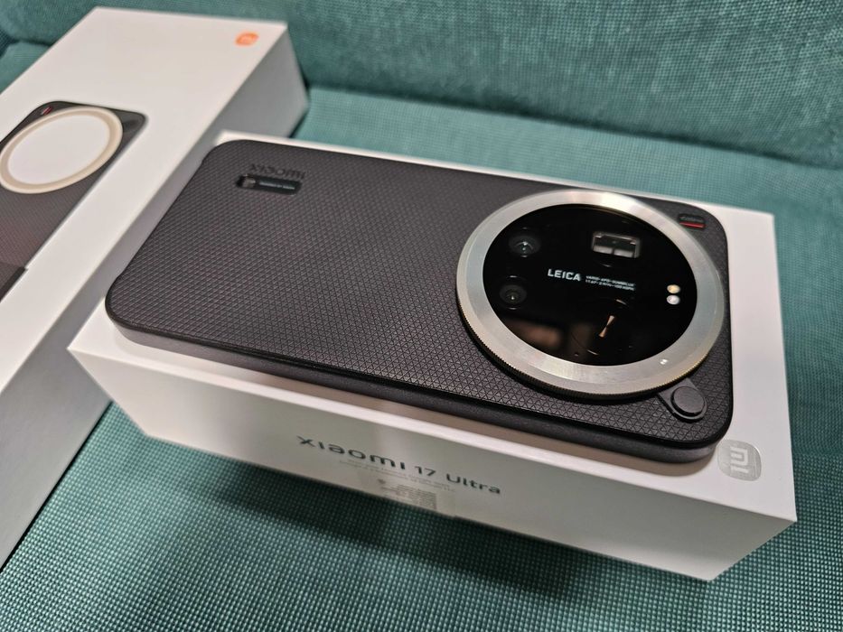 Vand Xiaomi 17 Ultra garantie emag cu Photography kit pro