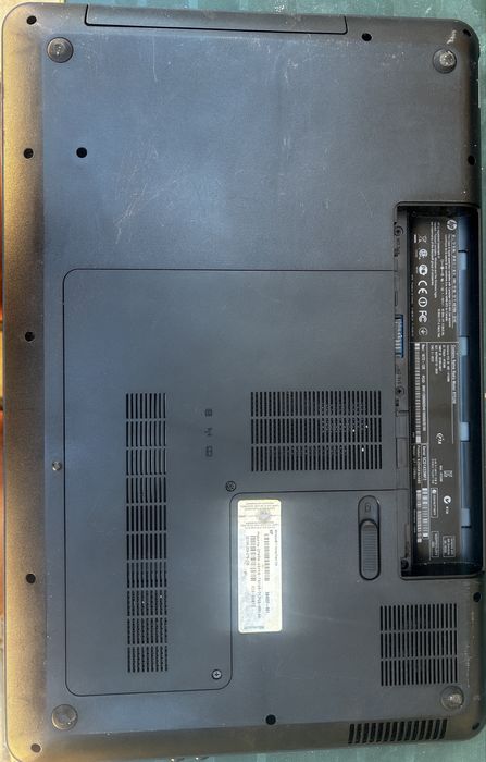 Laptop HP Pavilion g7 (17.3 inch) - pentru piese / dezmembrări