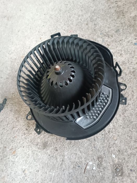 Ventilator aeroterma Volkswagen Passat7 Golf7 Skoda Audi Seat rezistenta trepte calorifer interior aeroterma rezistenta trepte Transporter Polo Vw.