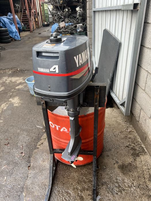 Лодочный мотор Yamaha 4