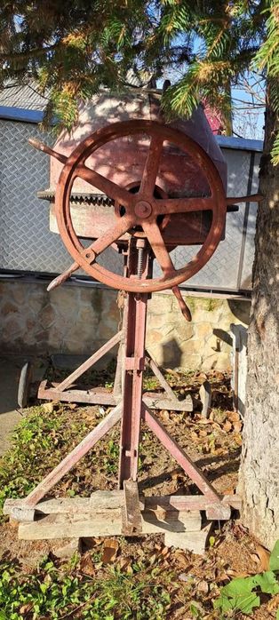 Vând malaxor Betoniera