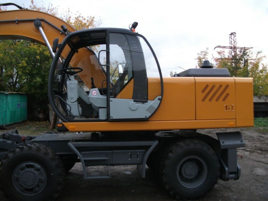 Услуги Эксковатора и гидромолота