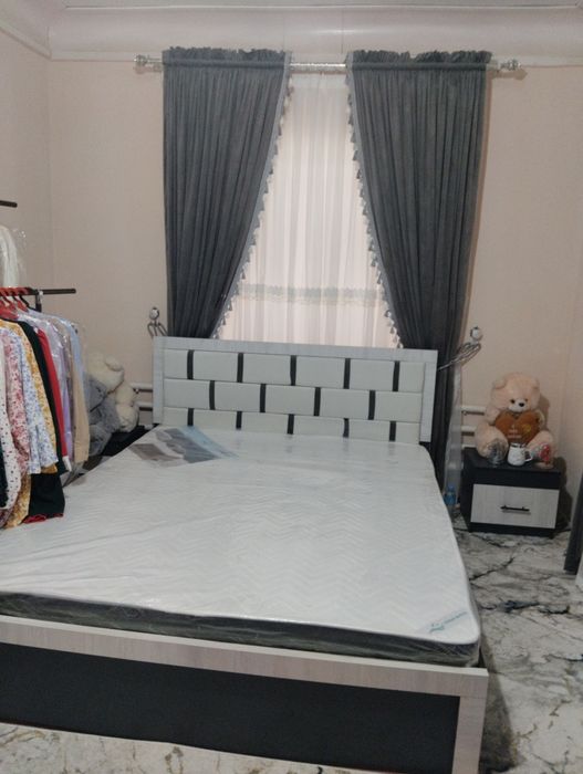 Спальни гарнитур и камот