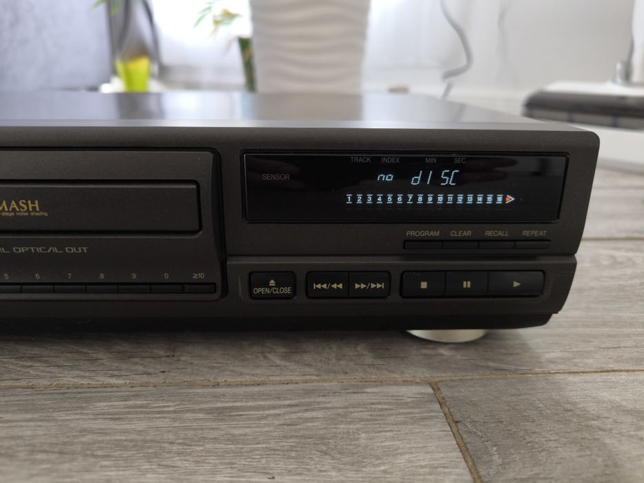 Cd player Technics SL PG 590