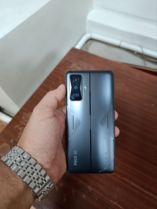 Продаётся игравой смартфон Redmi Poco F4 GT