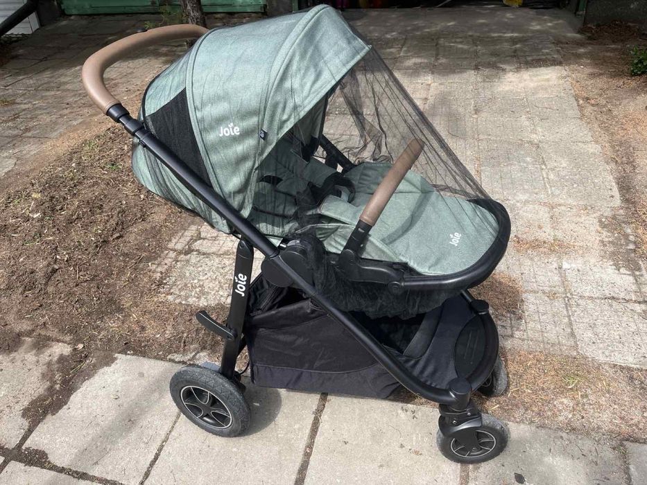 Сгъваема бебешка количка Joie
