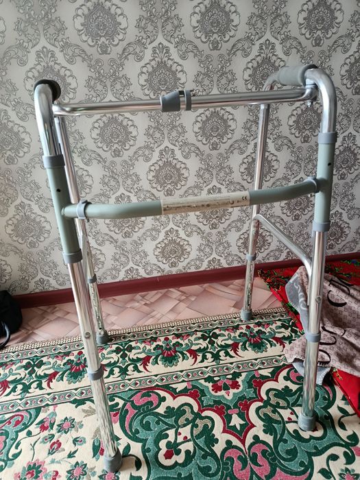 Ходунок для взрослых