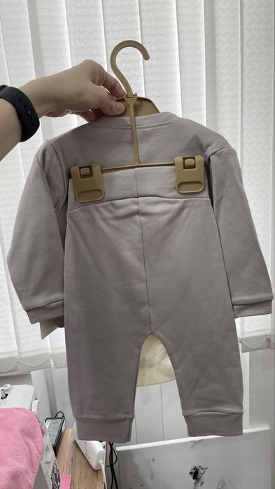 Продам новый детский костюм