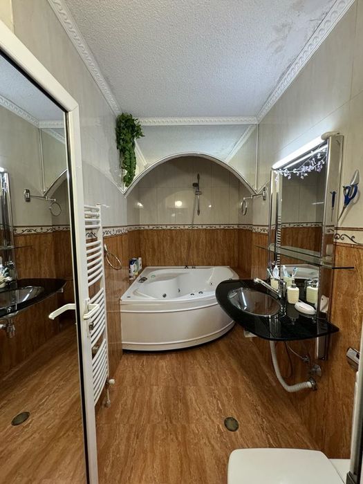 Продава се Тристаен апартамент в София, Бъкстон - 115 кв.м за 2740 €/кв.м - Снимка #9