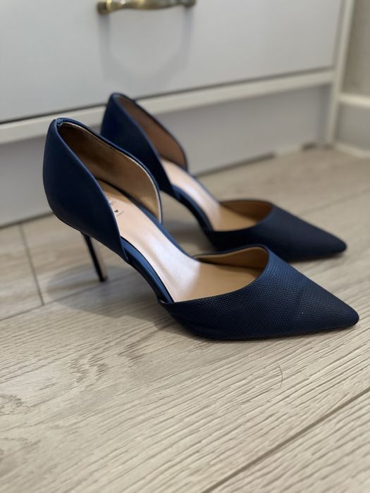 Шпильки , 10.000тг