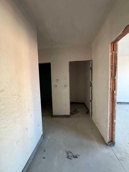 Дава се под наем Двустаен апартамент в София, Надежда 2 - 56 кв.м за 144633.45 € - Снимка #2