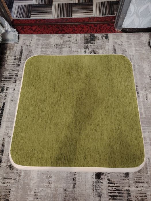 Продаю пуфик большой