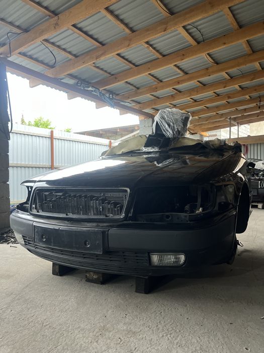 Ауди запчасти с4 а6