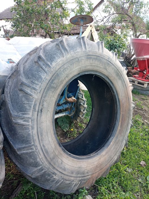 Cauciucuri combina tractor 18.4 r30