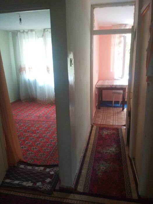 Продаётся 1 комнатная квартира в 1 микрорайоне