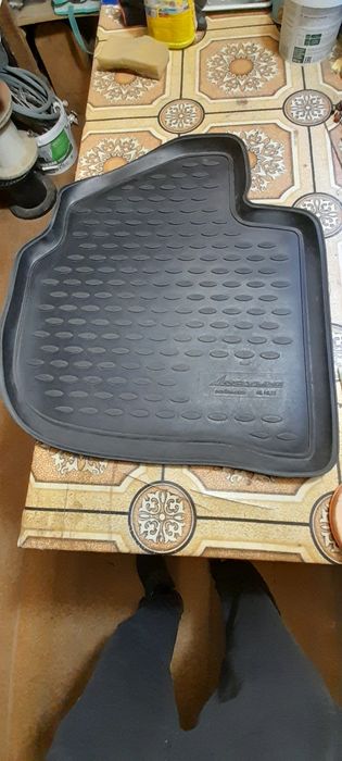 Продам полики оригинальные