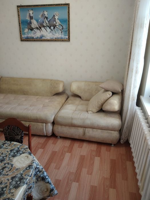 Диван угловой большой