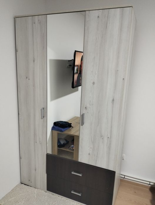 Living  ,stare 10/10