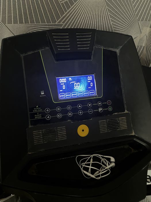 Продам  беговая дорожка