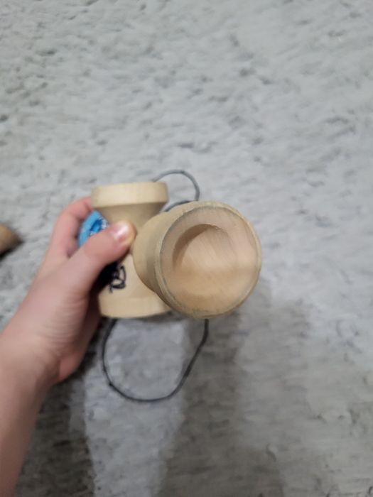 Dau la schimb ambele kendame