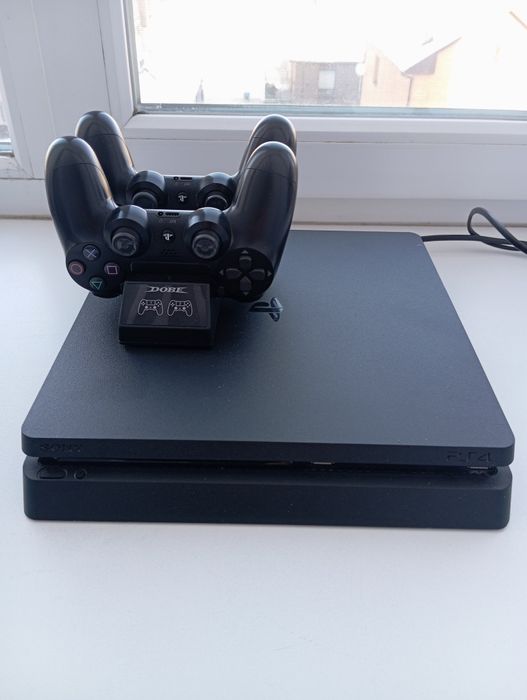 PlayStation 4 1TB