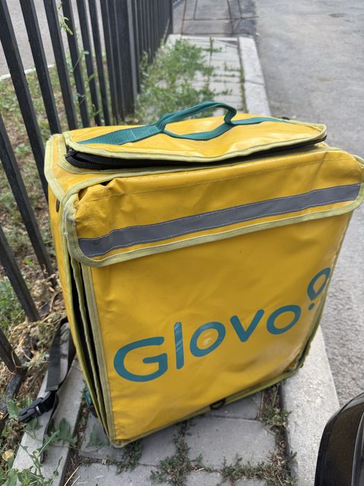 Продам курьерскую сумку Glovo