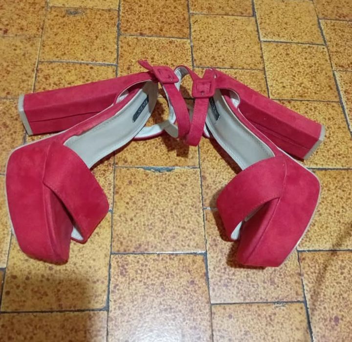 Sandale dama cu platforma și toc gros