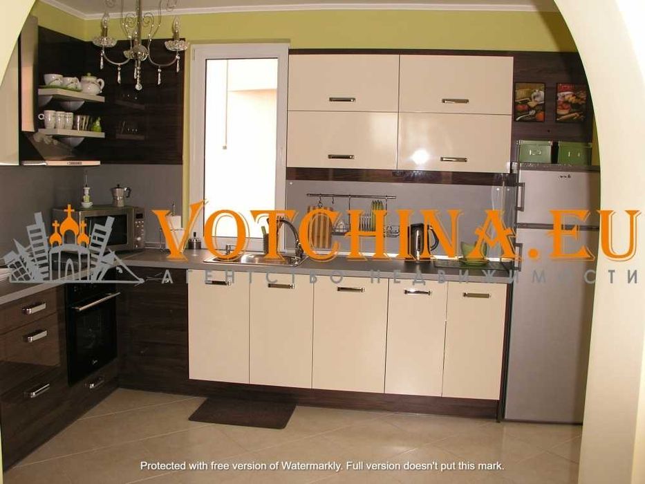 Продава се Къща в с. Топола, Област Добрич - 214 кв.м за 884 €/кв.м - Снимка #2