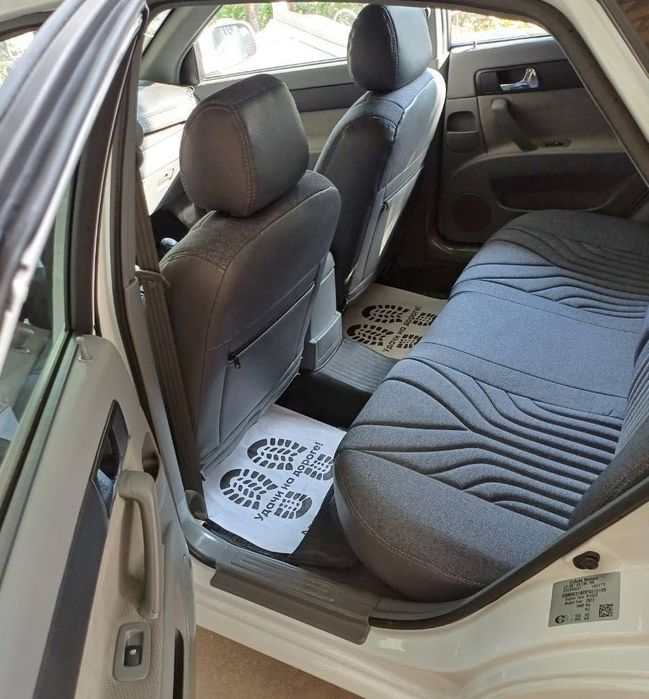 Продам новую машину chevrolet gentra