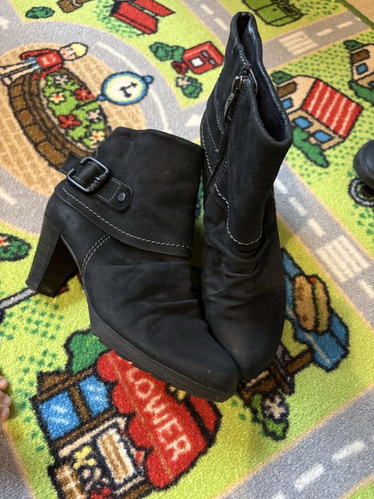 Ghete piele Tamaris , 38