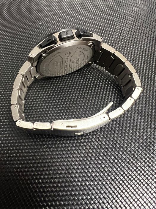 Vând ceas Tissot  T-touch expert solar titanium Swiss made