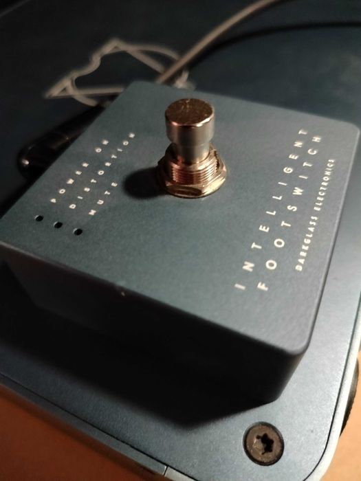 Продавам бас глава Darkglass Alpha·Omega 900 Bass Head