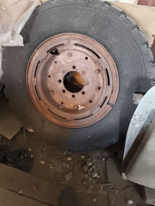Продам колесо в сборе на ПТС 4