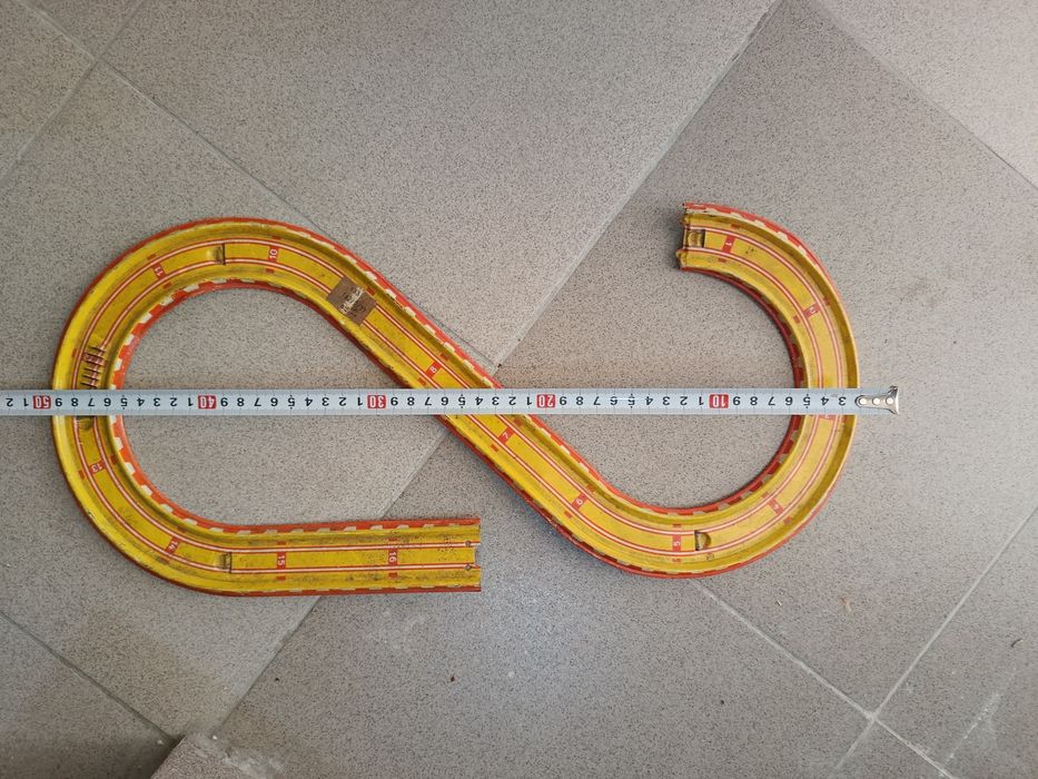 Немско вагонче, релса и моторче