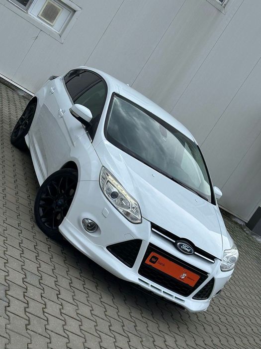 FORD Focus 2013 — imagine 4