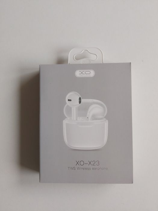 Căști wireless cu cutie de încărcare