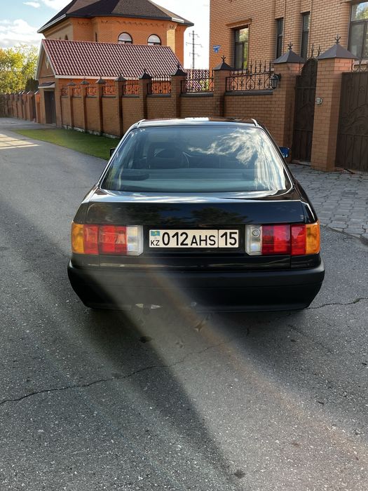 Продам ауди 80.